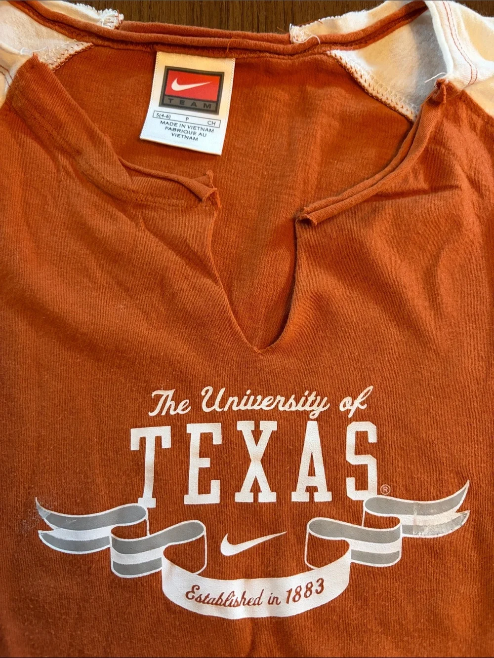 Women’s Nike University of Texas tee